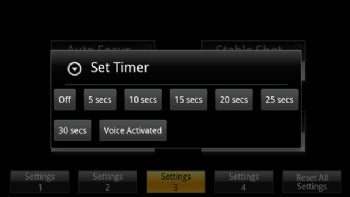 Camera Zoom FX lets you set several timer options so that everyone can stay in the picture.