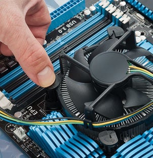 Mounting the CPU cooler on the motherboard