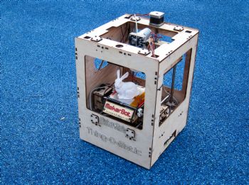 Makerbot's Cupcake CNC Model