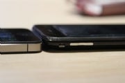 iPhone 4 (left) and iPhone 3GS (right)