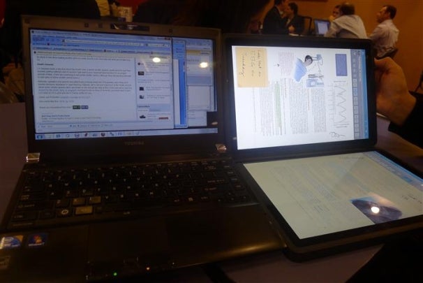 Kno dual-screen tablet