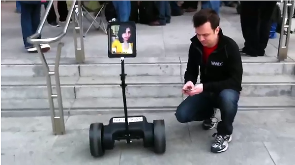 Ipad 2024 telepresence robot