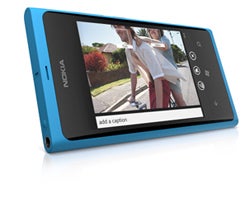 Nokia's Lumia 800 'Mango' Phone: What's Hot and Not