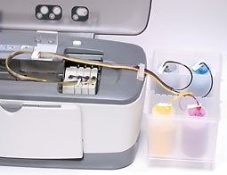 MediaStreet's continuous ink systems save money, but can be tricky to set up.
