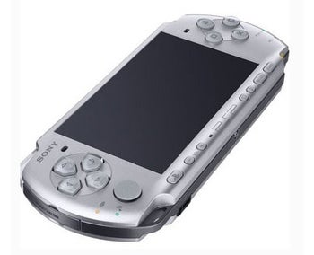 Hands On with Sony's New PlayStation Portable 3000 | PCWorld