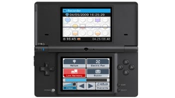 Nintendo DSi Review: Slimmer, More Multimedia-Savvy